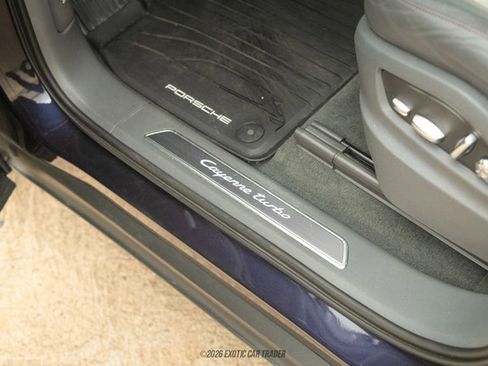 Used 2019 Porsche Cayenne Turbo image 22