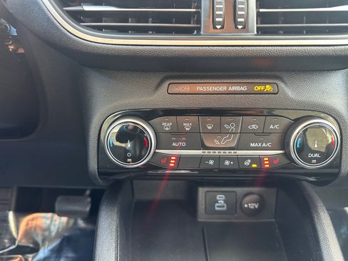 Used 2022 Ford Escape SEL w/ SEL Stealth AWD Package image 35