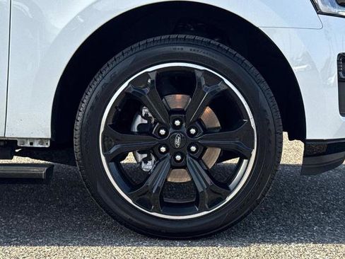 Certified 2022 Ford Expedition Max Limited image 31