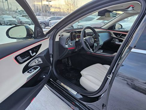 Used 2025 Mercedes-Benz E 450 E 450 image 19