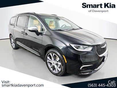 Used 2021 Chrysler Pacifica Pinnacle