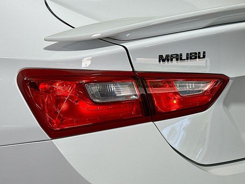 Used 2024 Chevrolet Malibu RS w/ LPO, Floor Liner Package FWD image 23