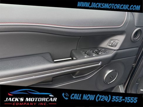 Used 2024 Ford Expedition Limited image 30