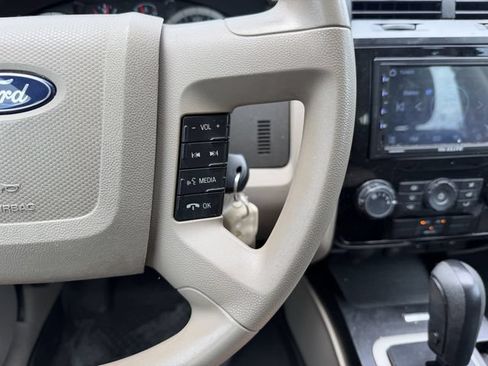 Used 2011 Ford Escape XLS w/ 101A Rapid Spec Order Code FWD image 16