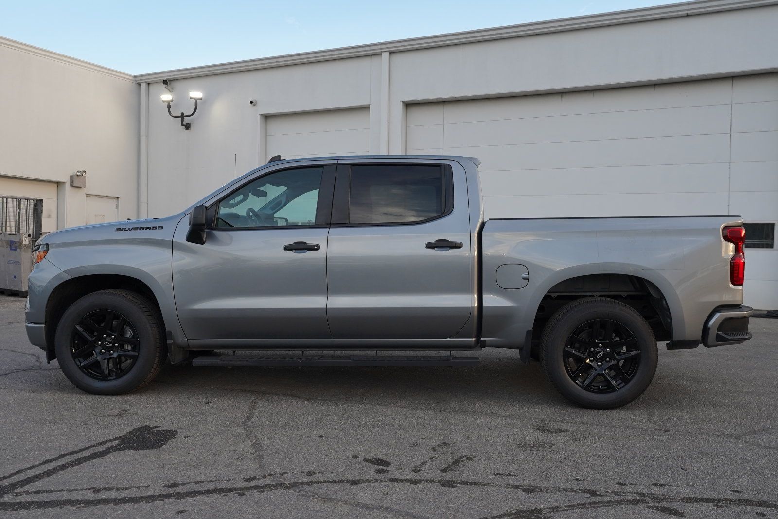 Used 2024 Chevrolet Silverado 1500 Custom w/ LPO, Dark Essentials Package RWD image 4
