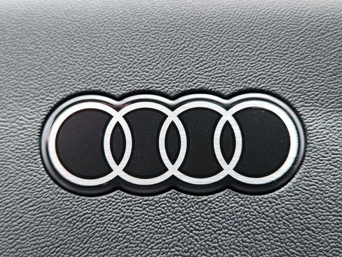 Used 2025 Audi Q5 Premium Plus w/ Premium Plus image 20