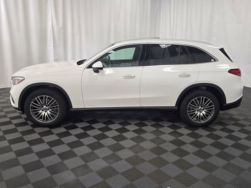New 2026 Mercedes-Benz GLC 300 4MATIC image 3