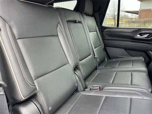 Used 2024 GMC Yukon SLT image 24