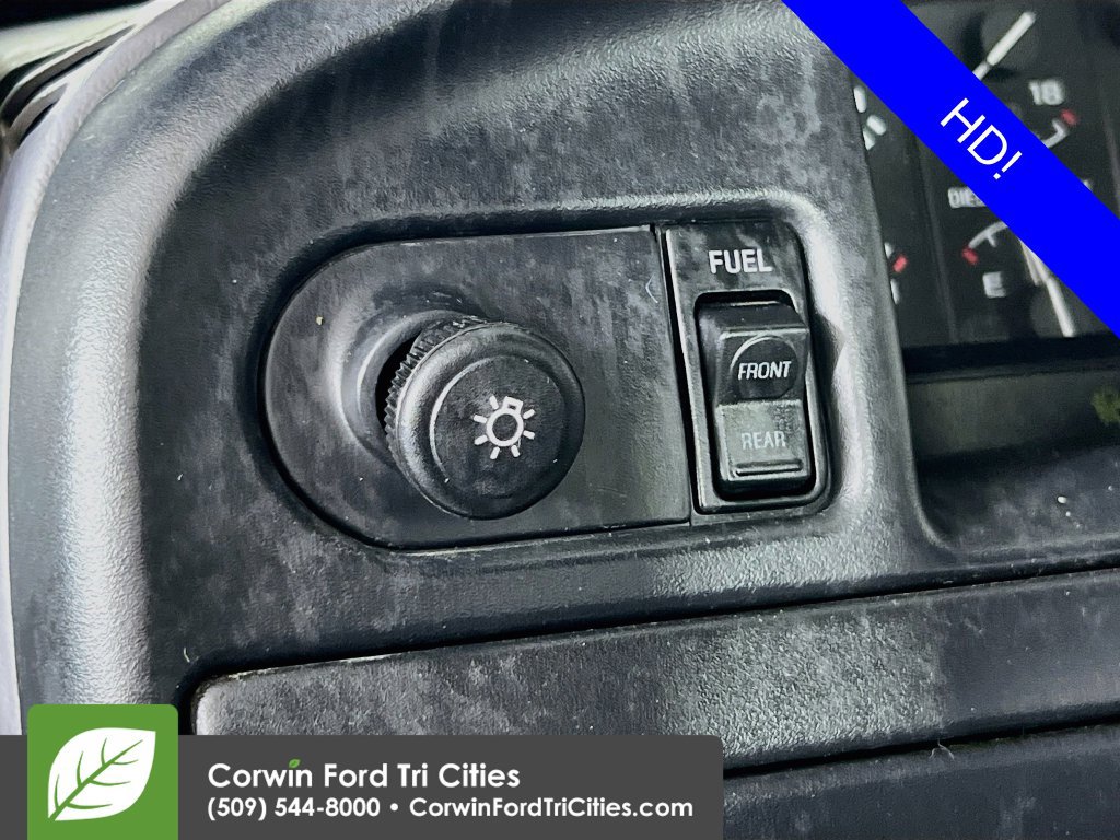 Used 1996 Ford F250 2WD SuperCab image 16