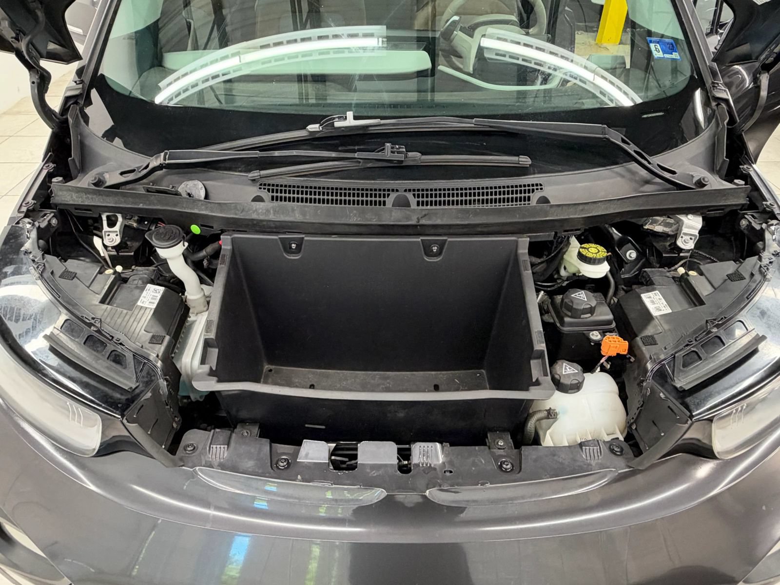 Used 2014 BMW i3 w/ Range Extender RWD image 36