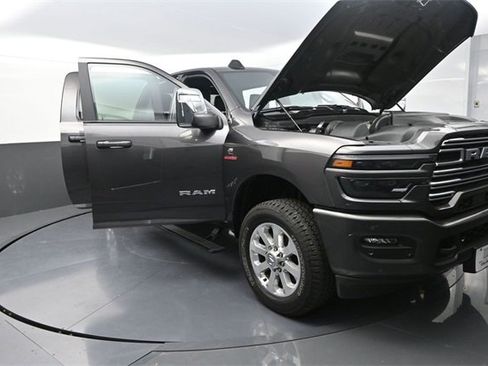 New 2025 RAM 2500 Laramie image 25