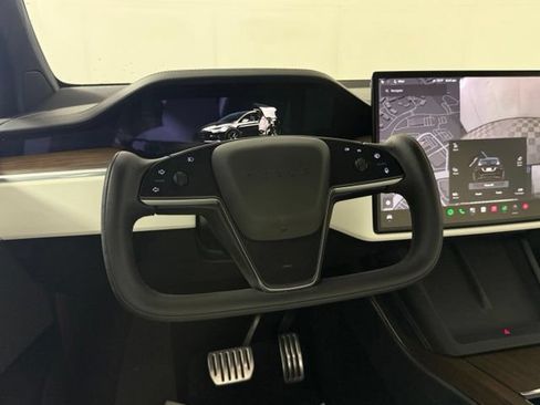 Used 2023 Tesla Model X AWD/4WD image 26