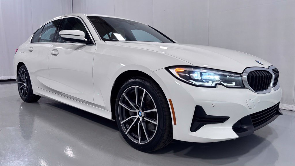 Used 2020 BMW 330i xDrive Sedan w/ Convenience Package AWD/4WD image 4