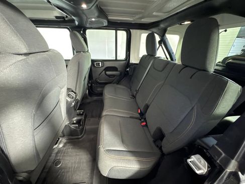 Certified 2025 Jeep Wrangler Unlimited Sport AWD/4WD image 28