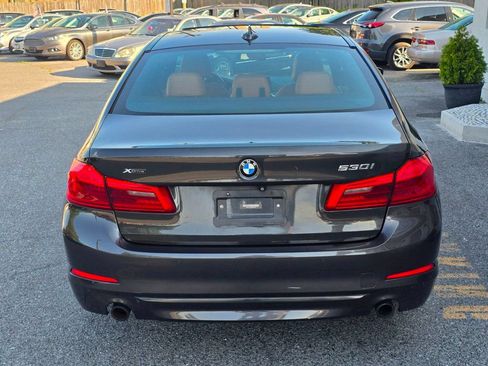 Used 2017 BMW 530i xDrive w/ Premium Package AWD/4WD image 5