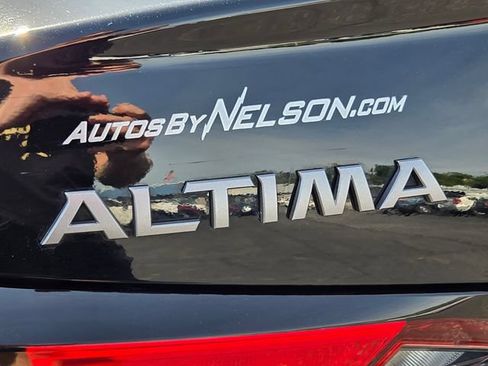 Used 2025 Nissan Altima 2.5 SV FWD image 16