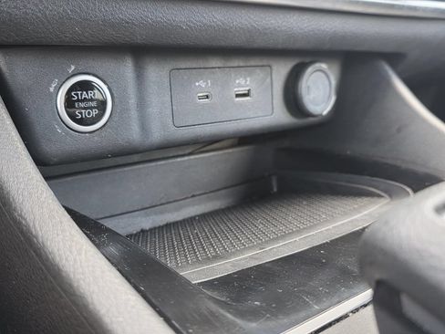 Used 2023 Nissan Rogue SV FWD image 16