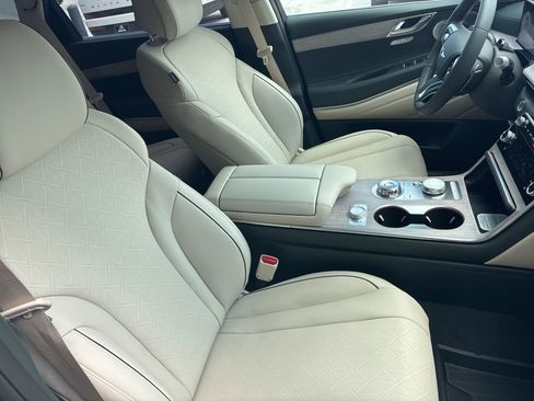 New 2026 Genesis GV80 2.5T Advanced AWD/4WD image 9