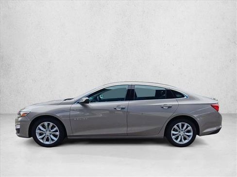 Used 2023 Chevrolet Malibu LT w/ Driver Confidence Package FWD image 4