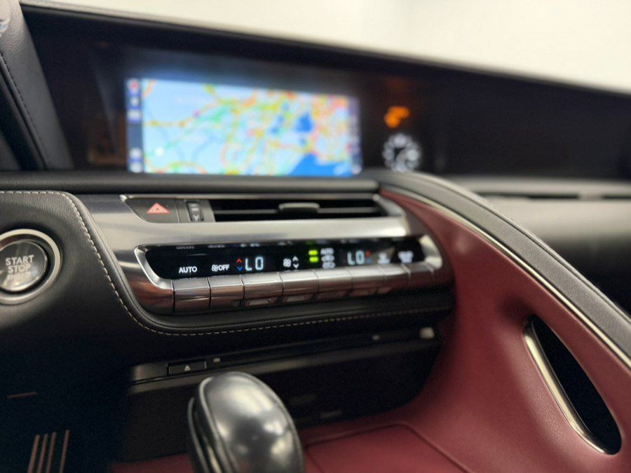 Used 2018 Lexus LC 500 Coupe w/ Sport Package RWD image 61