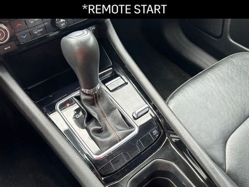 Used 2022 Jeep Compass Limited w/ Mopar Graphics Package image 11