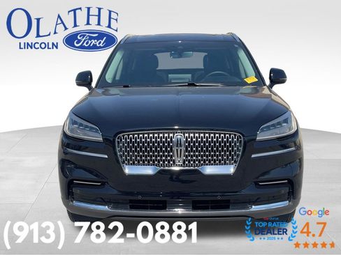 Used 2024 Lincoln Aviator Reserve w/ Equipment Group 201A image 8