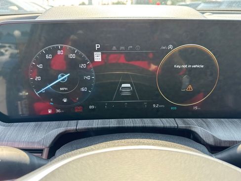 New 2025 Kia Telluride SX w/ SX Captain's Chair Package image 28