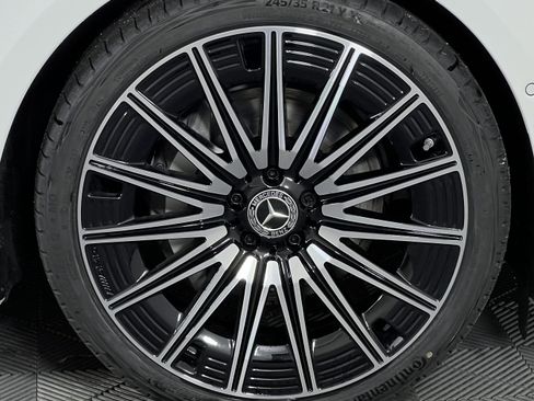 New 2026 Mercedes-Benz E 350 4MATIC Sedan image 15