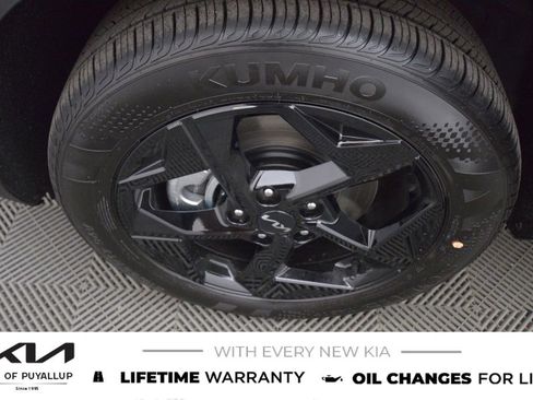 New 2026 Kia Seltos EX image 21