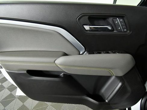 New 2026 Chevrolet Colorado ZR2 w/ Technology Package image 21