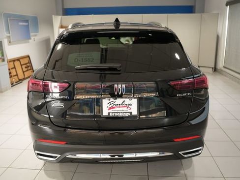Used 2025 Buick Envision Preferred AWD/4WD image 9