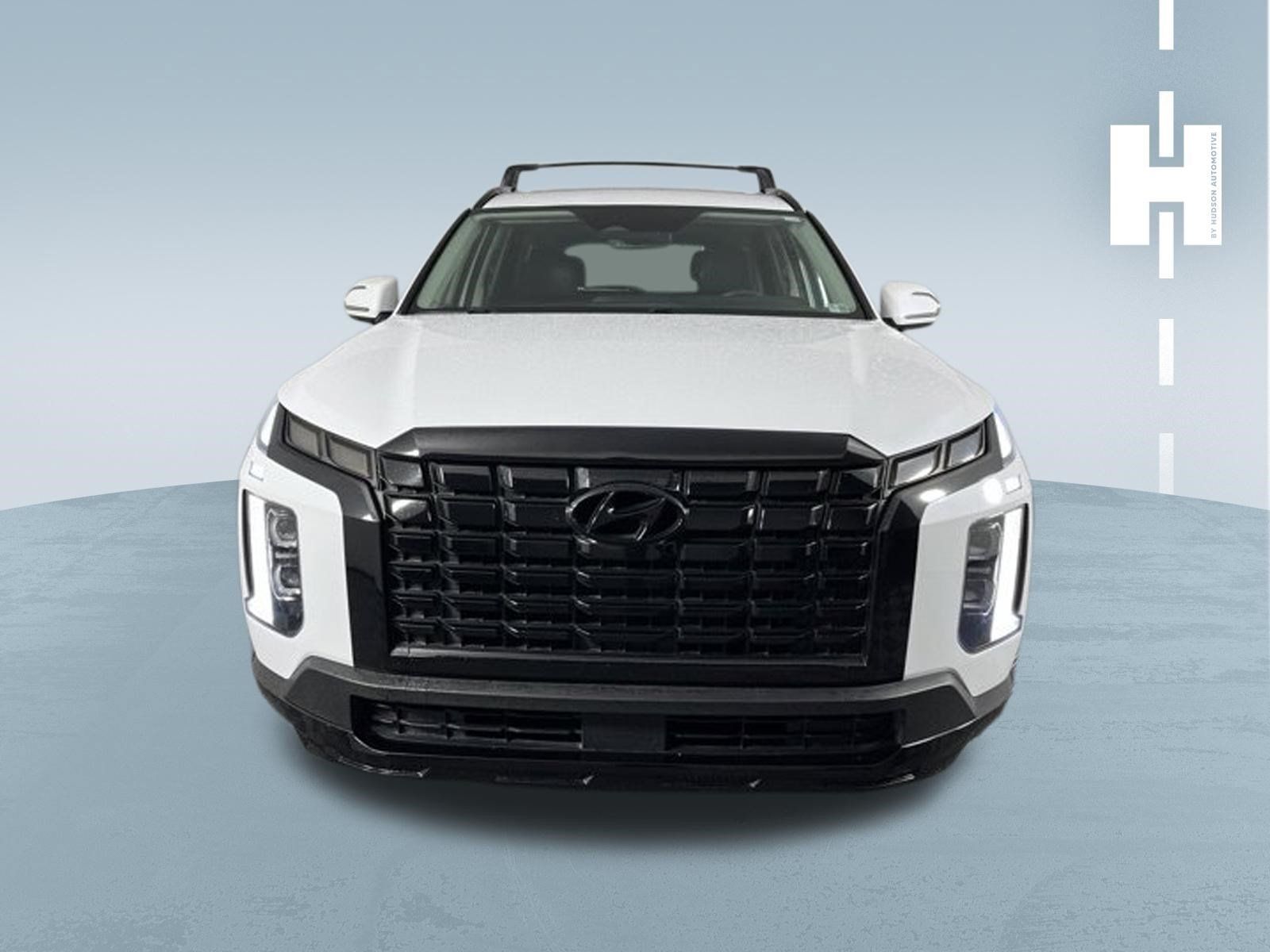 Used 2024 Hyundai Palisade XRT FWD image 3