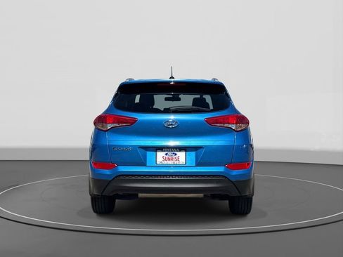 Used 2017 Hyundai Tucson SE image 6