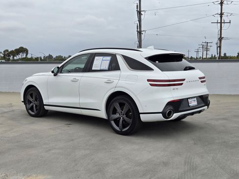 Used 2022 Genesis GV70 2.5T w/ Sport Prestige Package AWD/4WD image 6