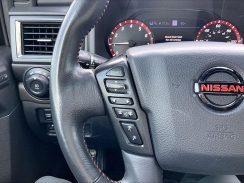 Used 2021 Nissan Titan PRO-4X w/ Pro-4x Convenience Package image 24