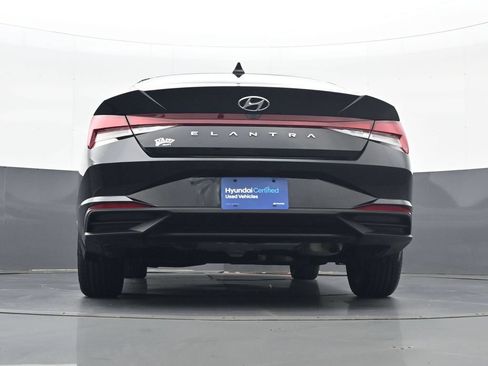 Certified 2023 Hyundai Elantra SEL w/ Convenience Package FWD image 26