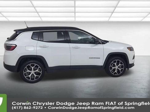 Certified 2024 Jeep Compass Limited image 16