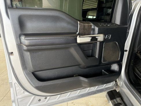 Used 2020 Ford F350 Lariat w/ Lariat Ultimate Package image 16