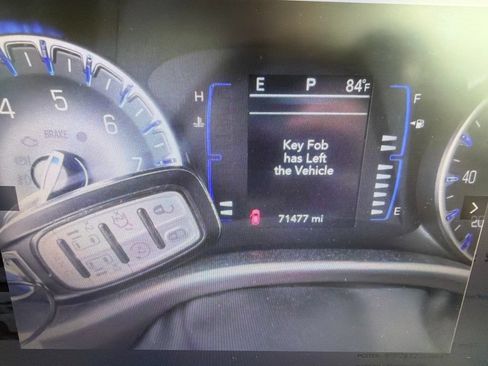 Used 2023 Chrysler Voyager LX FWD image 7