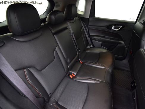 Used 2022 Jeep Compass Trailhawk w/ Trailhawk Convenience Group AWD/4WD image 23