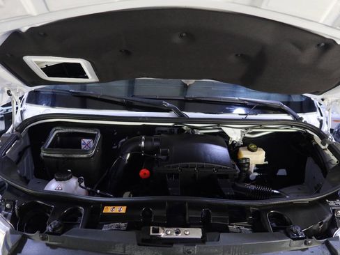 Used 2020 Mercedes-Benz Sprinter 2500 w/ Driver Convenience Package image 9