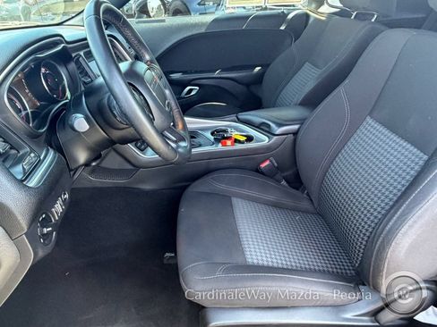 Used 2020 Dodge Challenger SXT RWD image 14