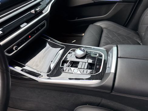 Certified 2023 BMW X7 xDrive40i w/ Executive Package image 17