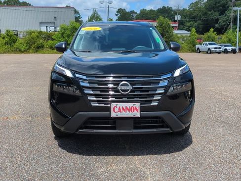 Used 2026 Nissan Rogue S FWD image 2