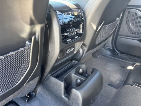 New 2025 Jeep Grand Cherokee L Limited image 26