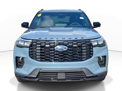 Used 2026 Ford Explorer ST-Line RWD image 2