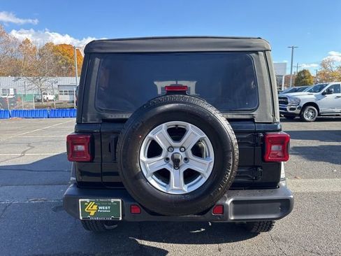 Used 2021 Jeep Wrangler Unlimited Sport image 20