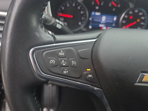 Used 2020 Chevrolet Equinox LT image 19