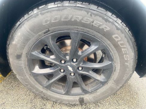 Used 2019 Chevrolet Equinox LT FWD image 6