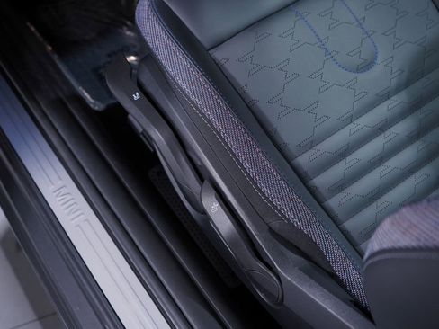 Used 2025 MINI Cooper S image 13